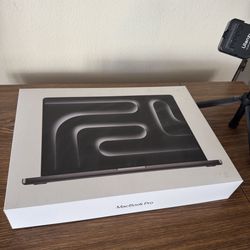 16” MacBook Pro M3 1TB 18gb Ram Space black Apple Care