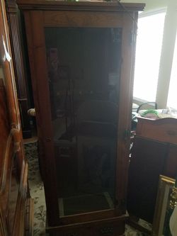 Antique Oak gun cabinet