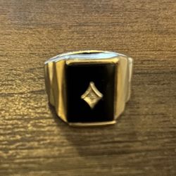 10k Gold Onyx Ring