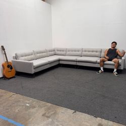 75% OFF: Joybird Hopson L-Sectional Couch (4 piece) - Reversible - $4k Retail - Can Deliver