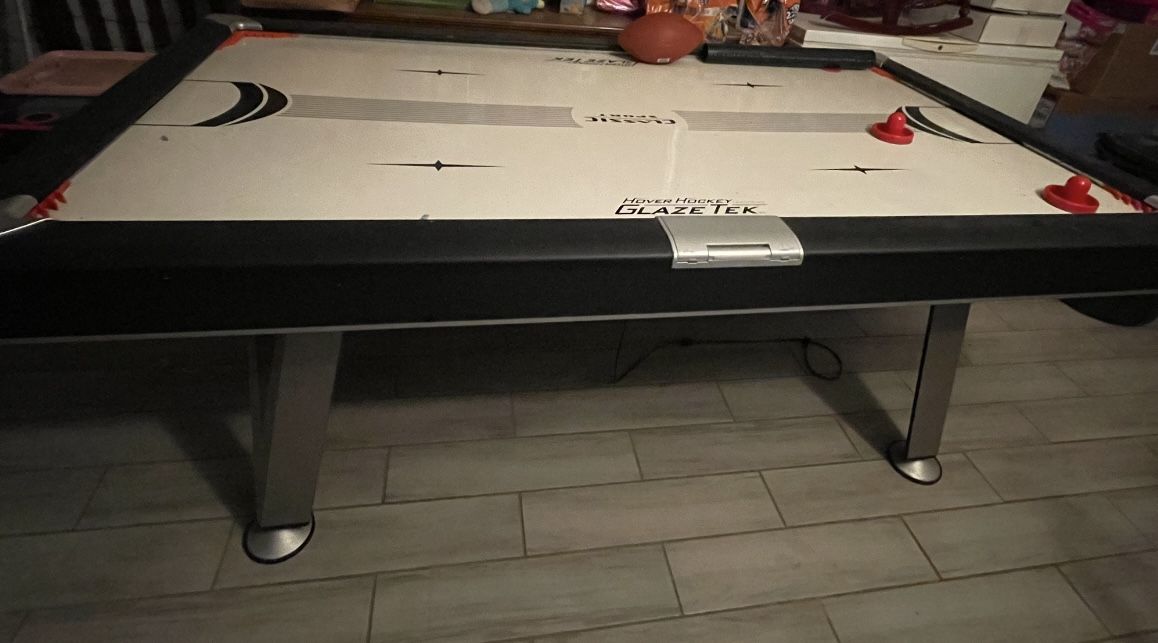 Jockey Table