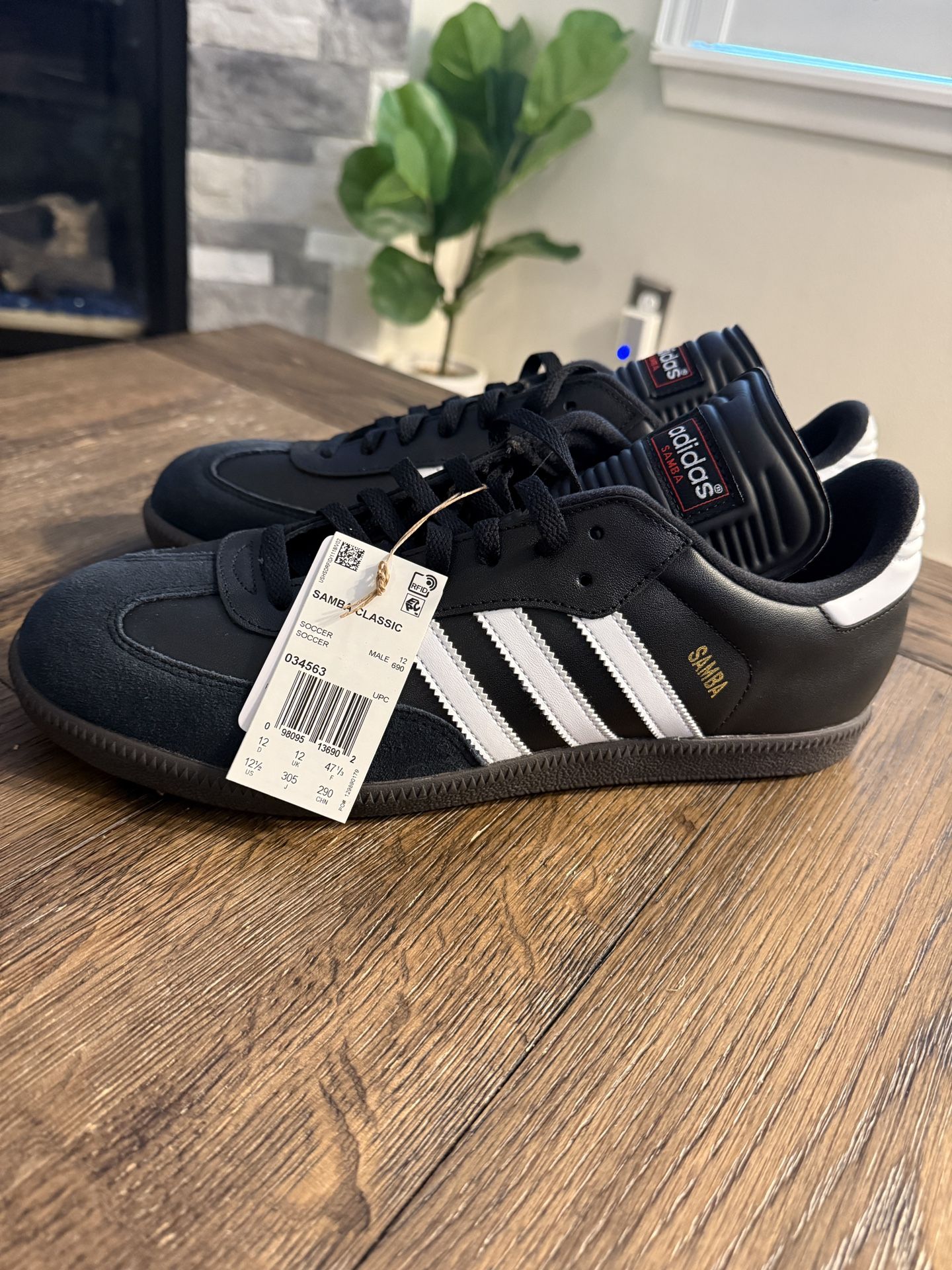 Men’s Adidas Samba Classic - Brand new