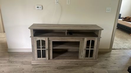 Tv stand