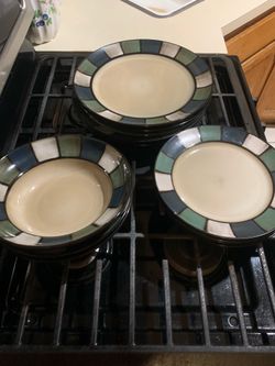 Set of dishes
