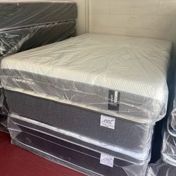 Tempur-Pedic ProAdapt Queen Size Mattress