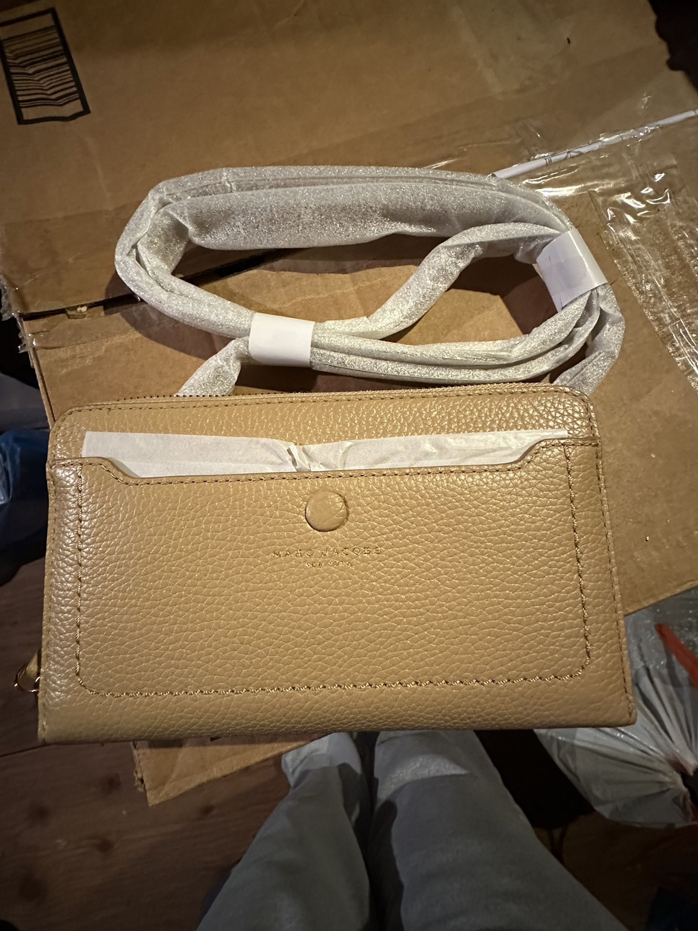 Marc Jacob’s Crossbody Wallet