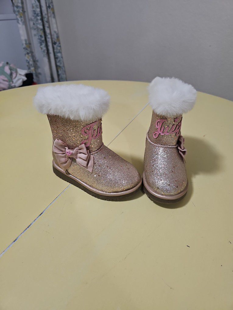 Juicy Couture Toddler Faux Fur Boot