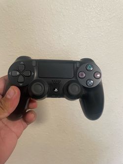 PS4 default controller