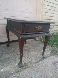 Ethan Allen side table