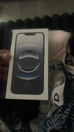 iPhone 16e