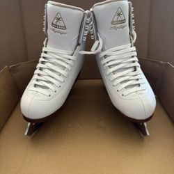 Ice Skates White 4.5 Junior
