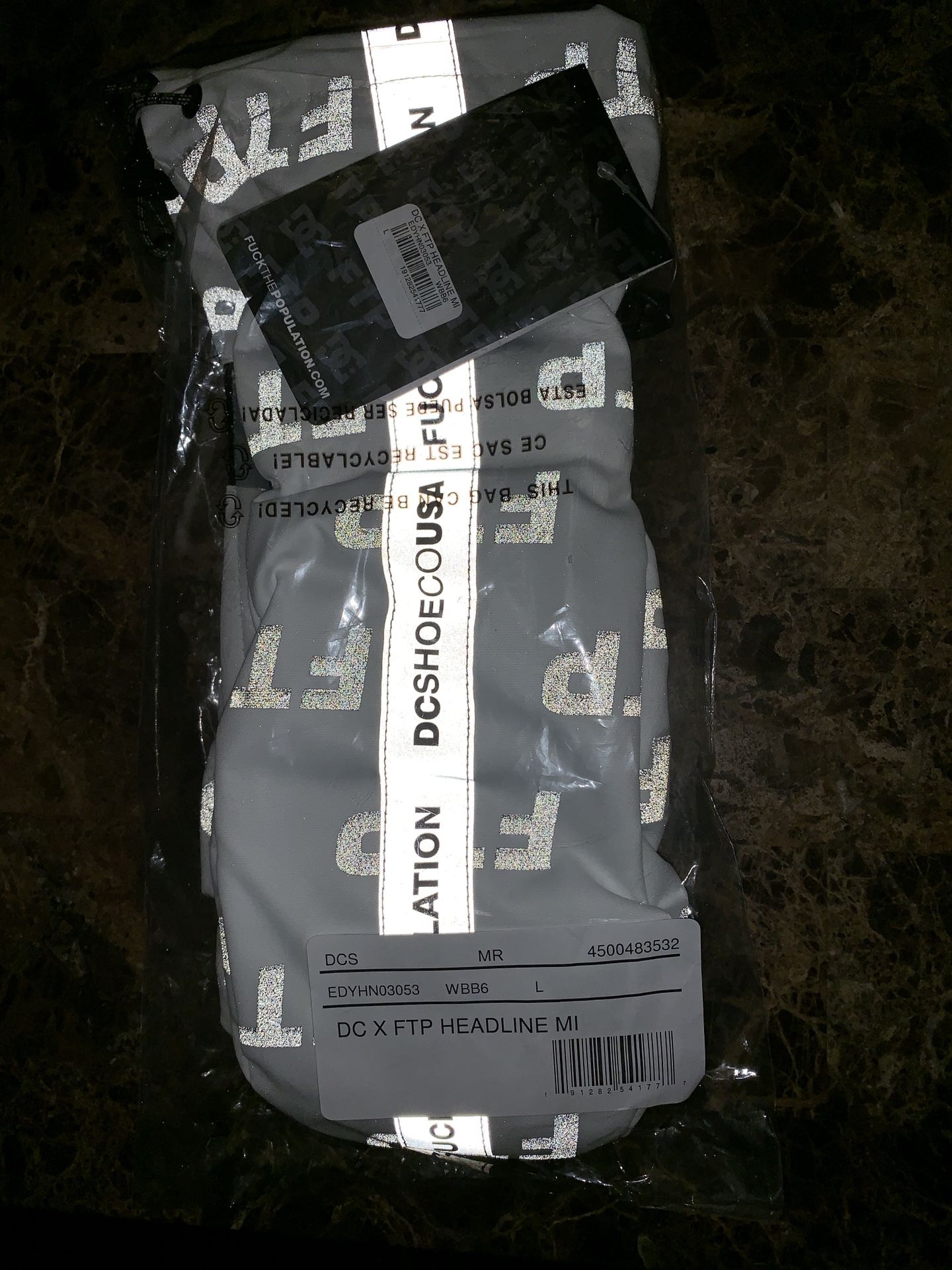 FTP X DC snowboard gloves
