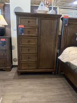 Open box wardrobe