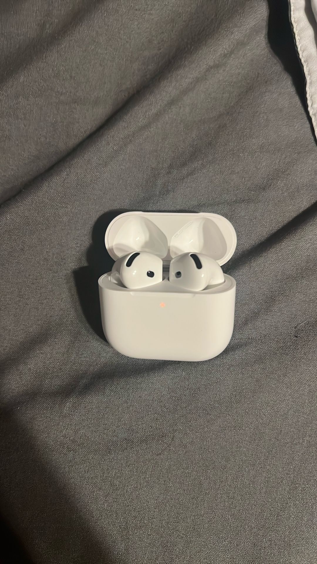 AirPod Gen 4