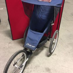 BoB Jogging stroller. Blue