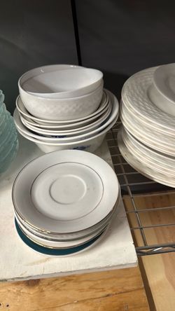 Mixed White Ceramic Plates and Bowls Set