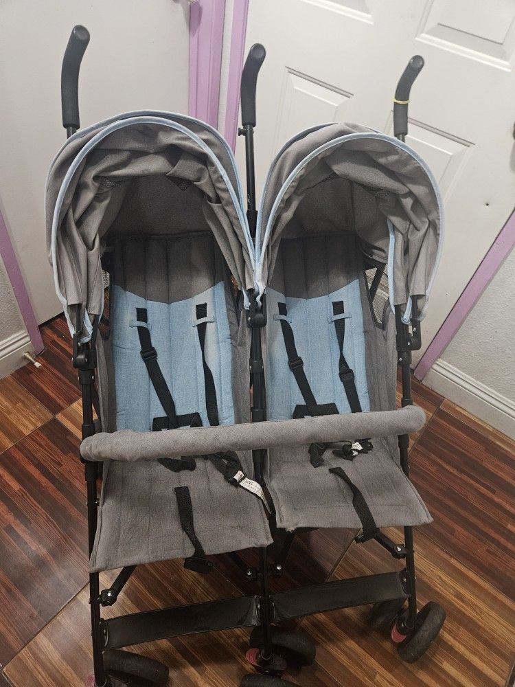 Dream On Me Double Stroller 