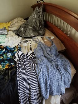 Medium summer clothes lot