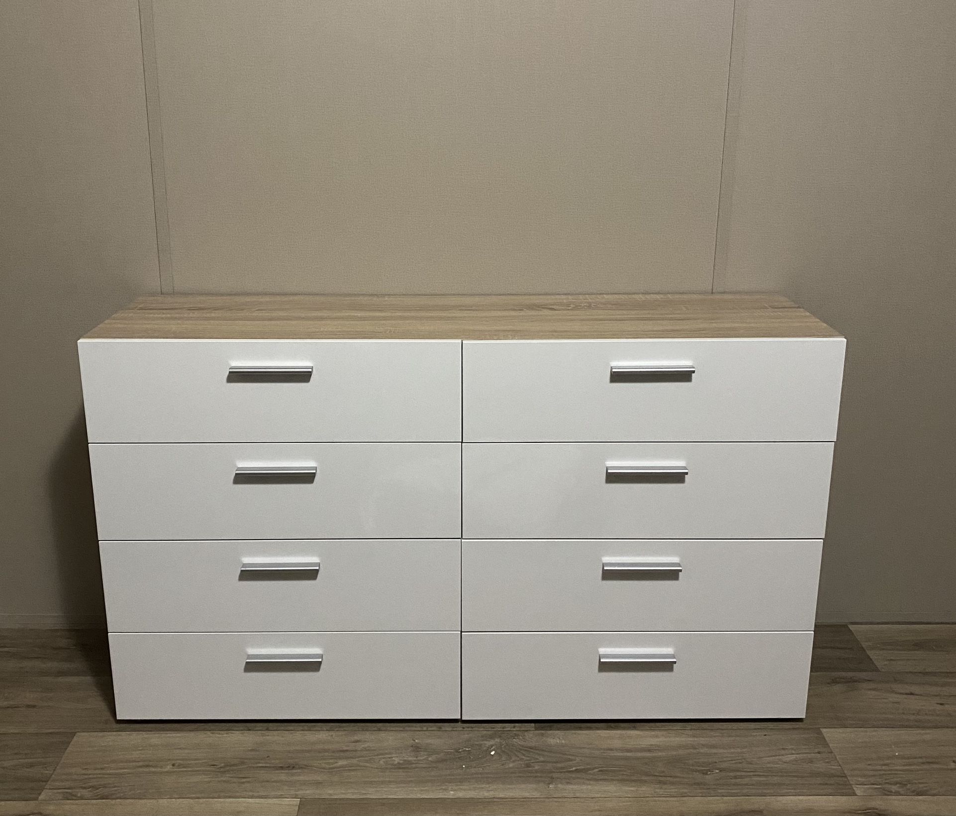 8 Drawer Dresser