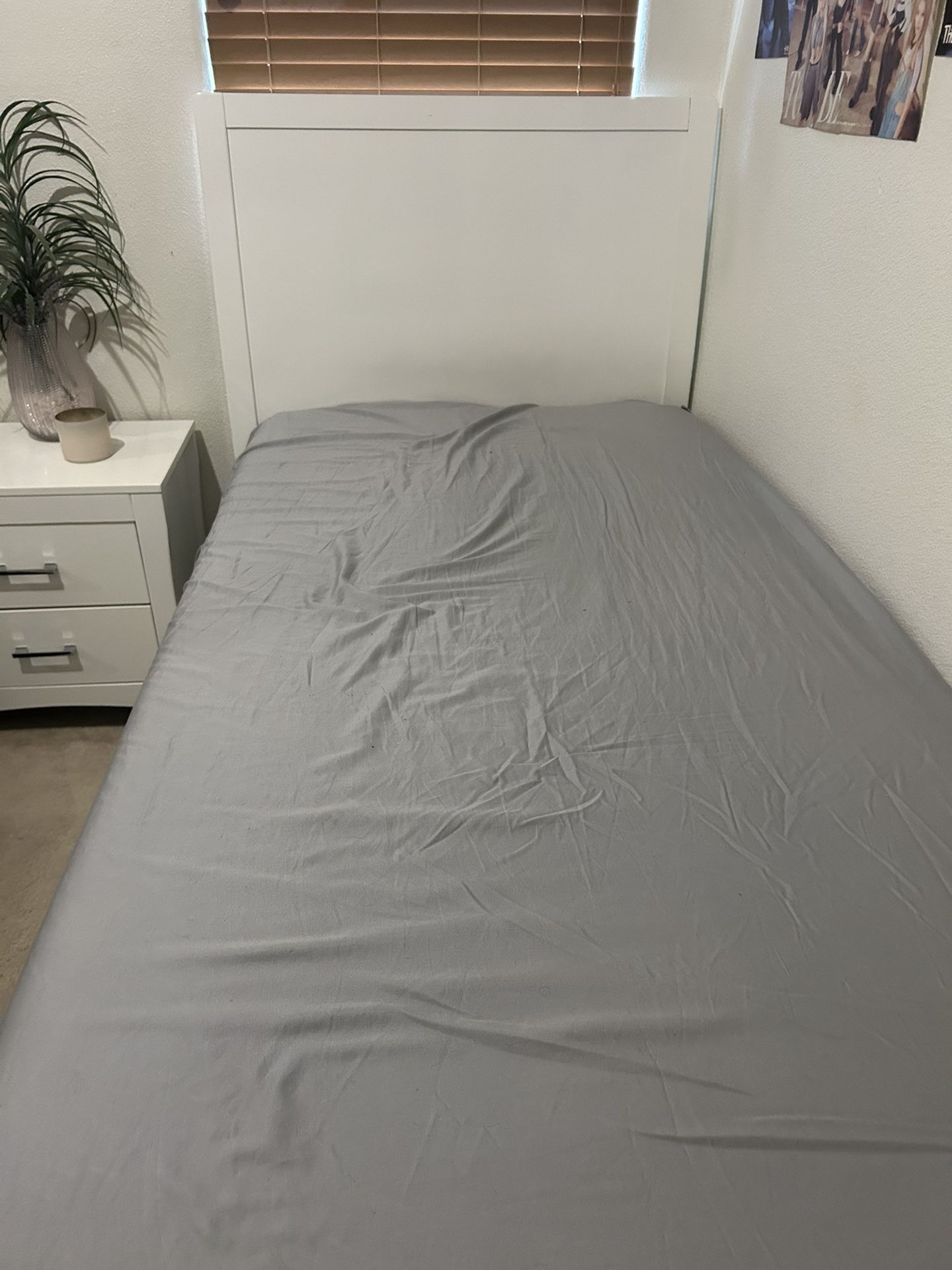 Twin Size Bed