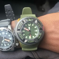 It Band New 600$ 