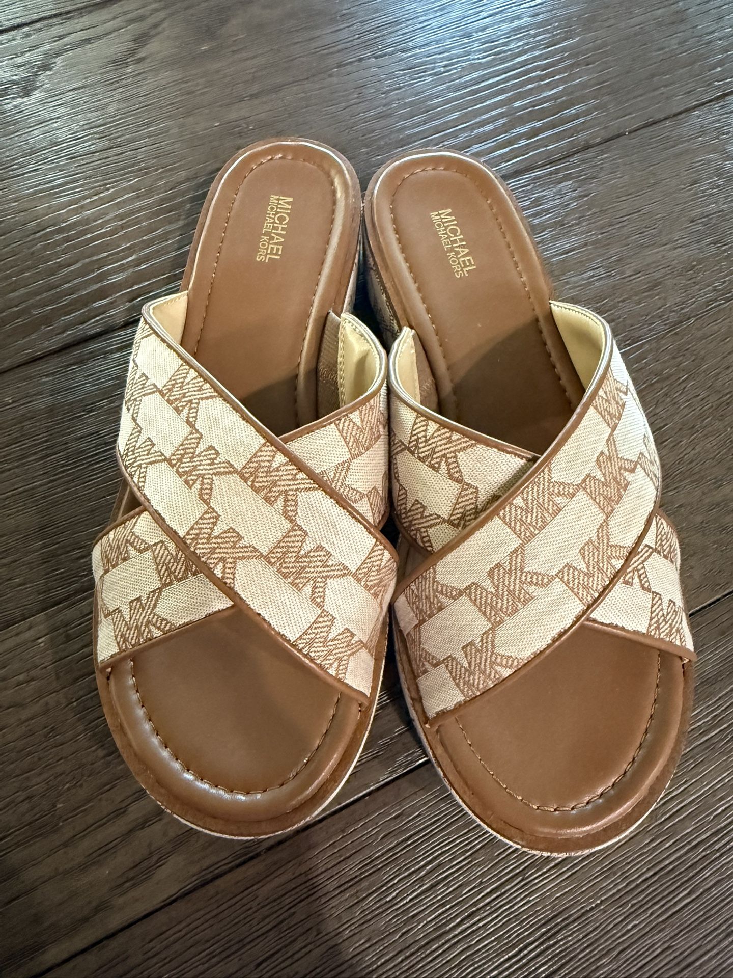 Michael Kors Indira Wedge Sandal- Size 10