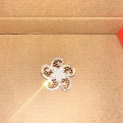 Flower Brooch 