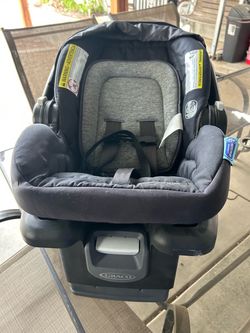Graco Infant Car Seat with Base