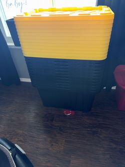 Storage bins
