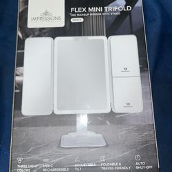 Flex Mini Trifold 