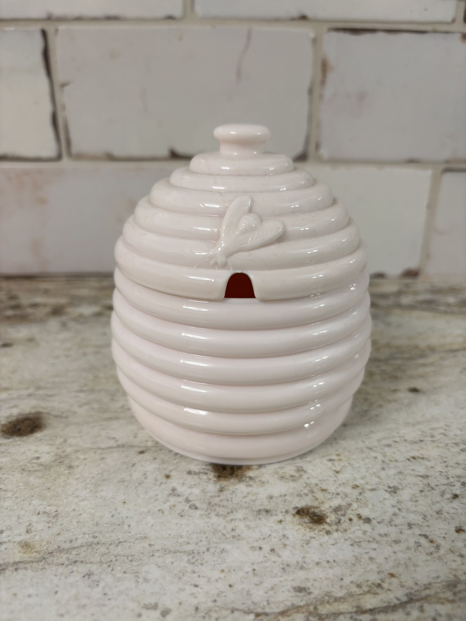 Jeannette Glass Company Shell Pink Milk Glass Honey Pot Mid Century JEANNETTE GLASS SHELL PINK BEEHIVE HONEY JAR NOTCHED COVER No markings on bottom -