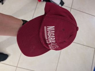Niagara Falls New York Maroon Baseball Cap / Souvenir Hat