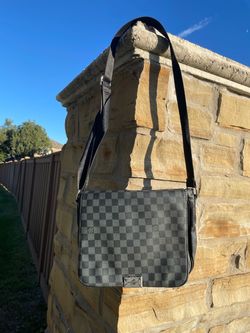 Louis Vuitton Sidebag