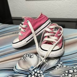 6C toddler Converse 