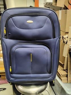 Samsonite Softside Spinner Suitcase Navy Blue Expandable $30 Or Best Offer