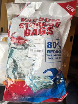 2 of Vacuum Storage Bag & 3 of coat wardrobe pocket