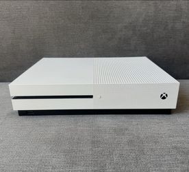 XBox One S Disc Edition 1TB