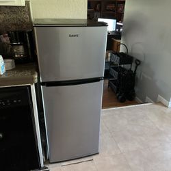 Galanz Mini Double Door Fridge With Freezer