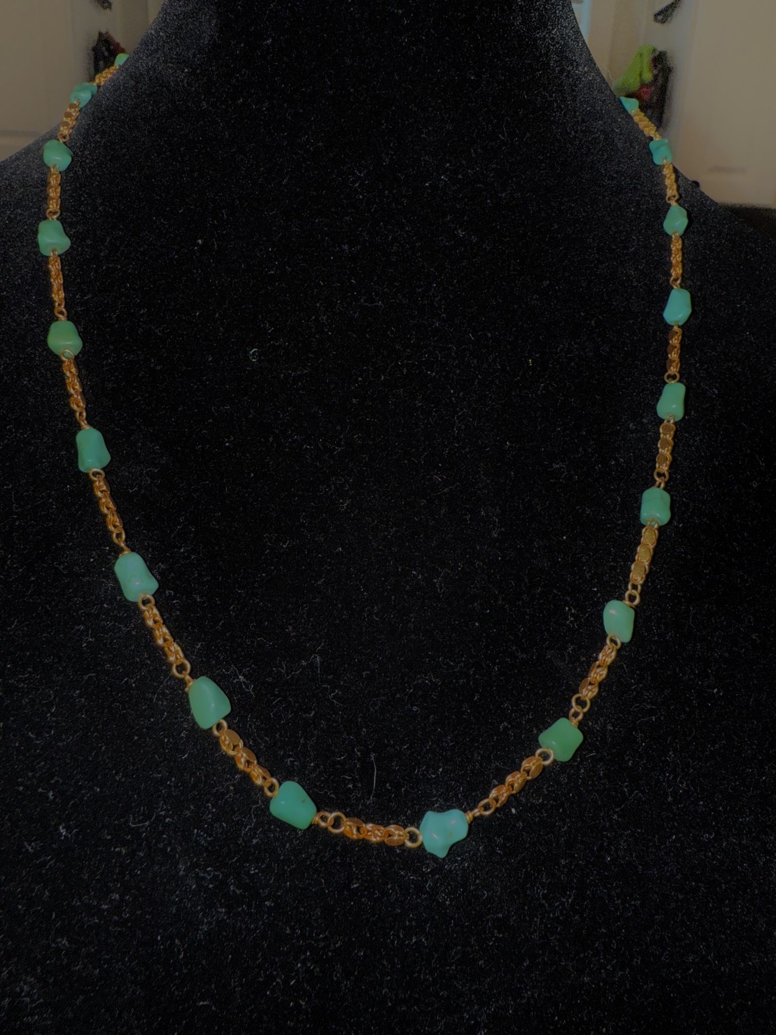 Vintage 18 karat gold with turquoise
