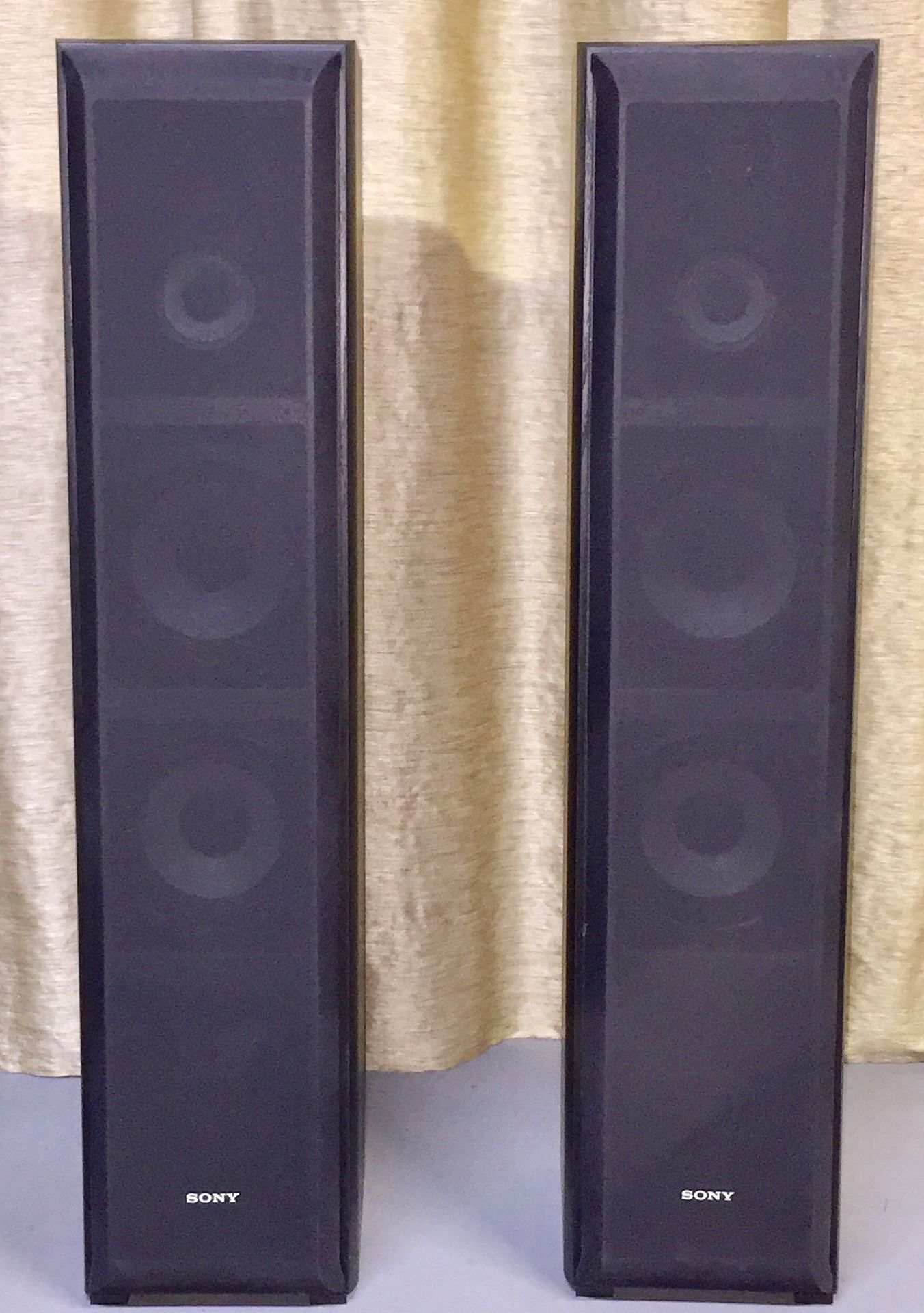 High-Performance Sony SS-F6000P Floor standing speakers