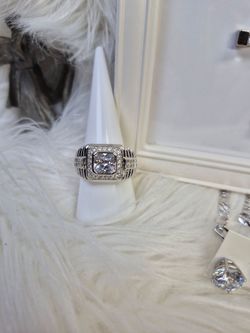 Men's Ring 14K  White Gold Laminated Hypoallergenic Waterproof Non Tarnish Excellent Quality 35$
