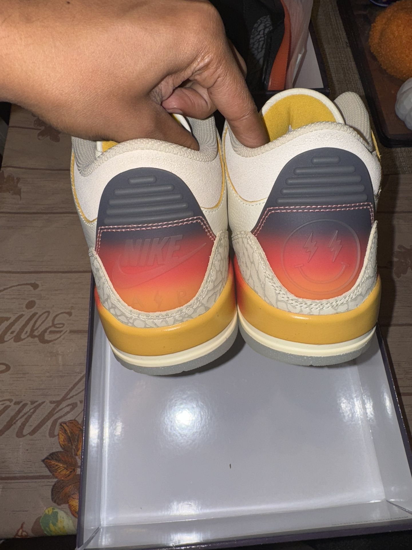 Jordan 3 J Balvin