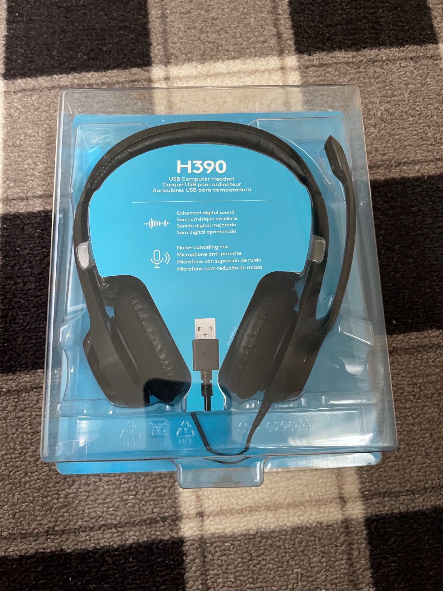 Logitech USB Headset With Microphone New