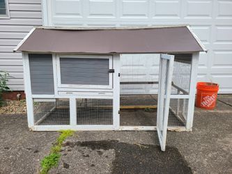 Small Animal Hutch