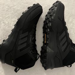 adidas Men's Terrex Ax4 Mid Gore-tex / Sizes 11-12