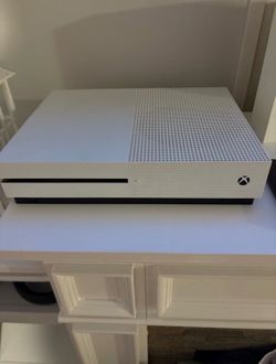 Xbox One s