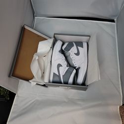 Jordan 1 Cool Greys