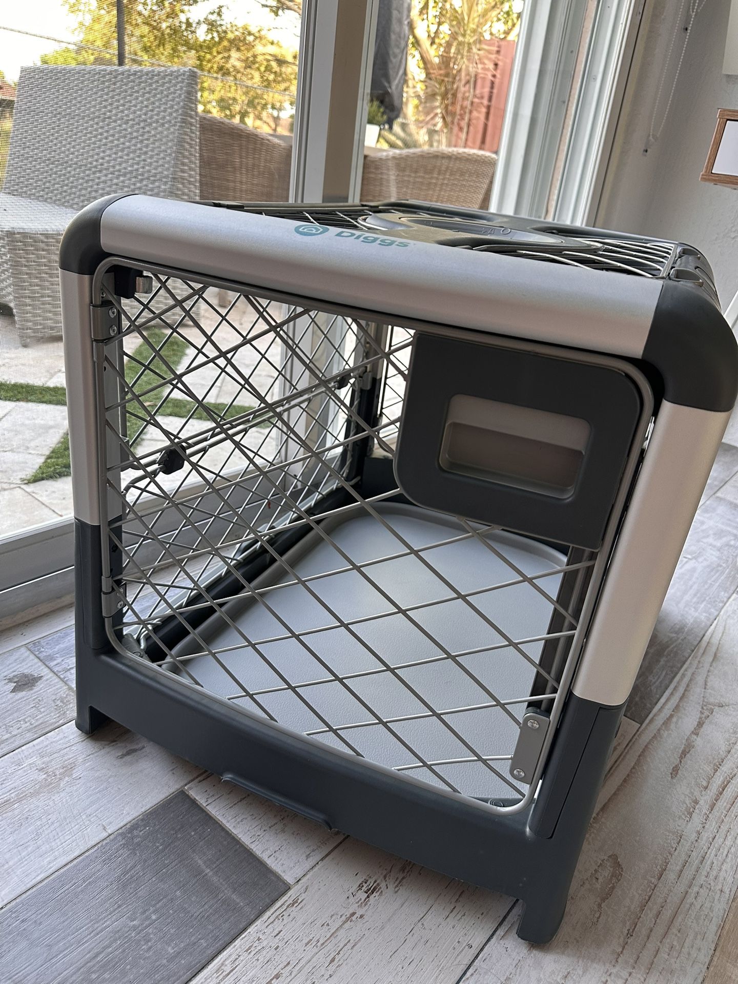 Diggs Revol Small Dog Cage Pet carriers & Houses