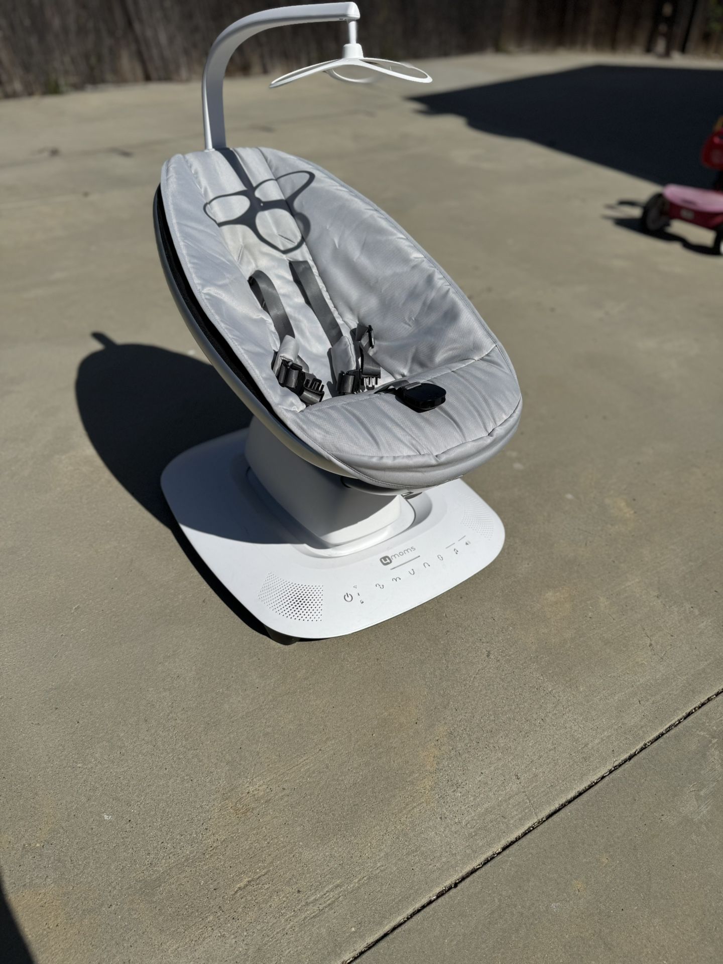 4 Moms MamaRoo Electric Baby Swing