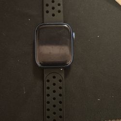 Apple Watch 7  45mm With GPS 